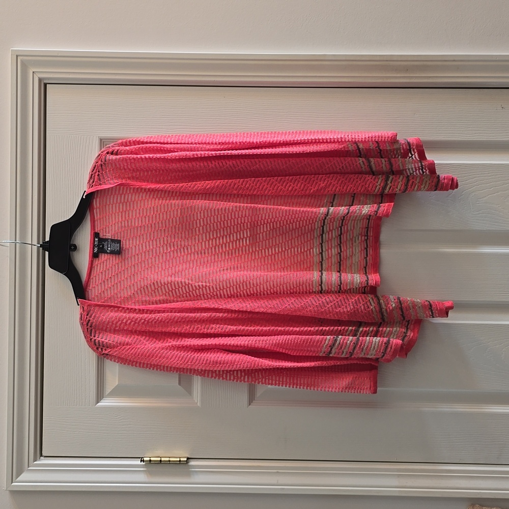 Light weight wrap top